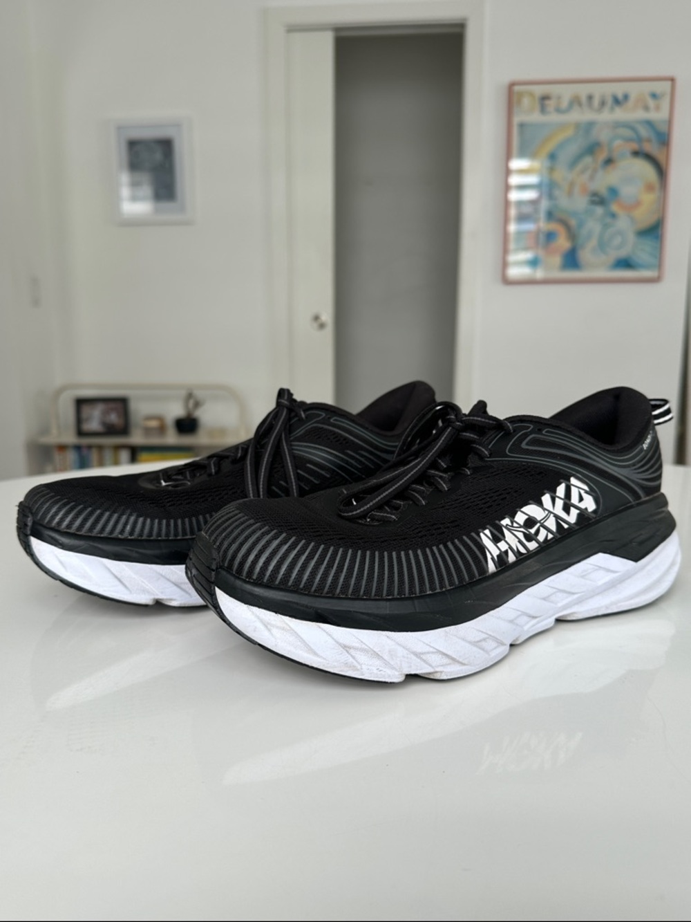 Hoka Bondi 7 Sneakers